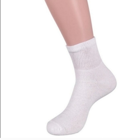 NIB Diabetic Quarter High Socks (3 Pairs) - Picture 2 of 2